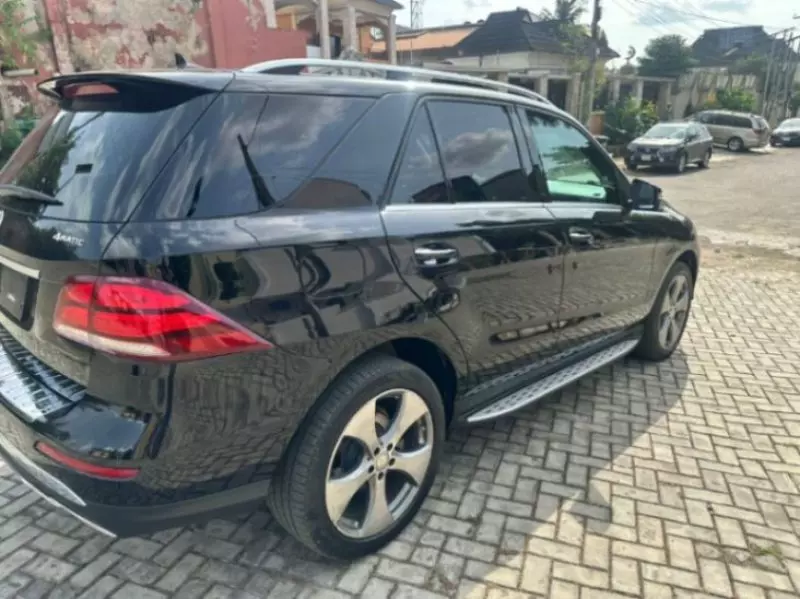 Mercedes-Benz GLE 350   - 2017