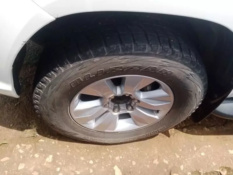 Toyota Hilux   - 2019