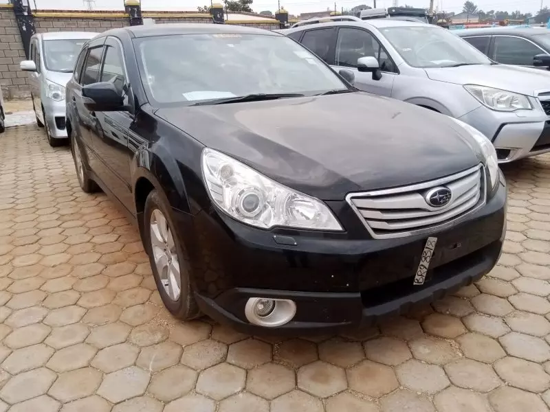 Subaru Outback   - 2013