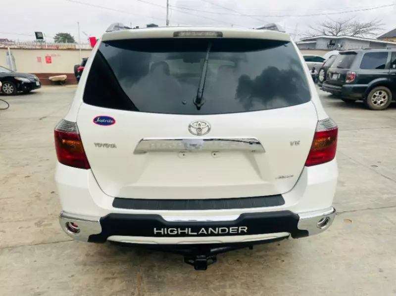 Toyota Highlander   - 2008