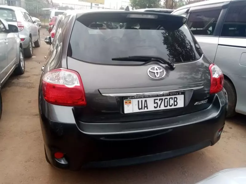 Toyota Auris   - 2010