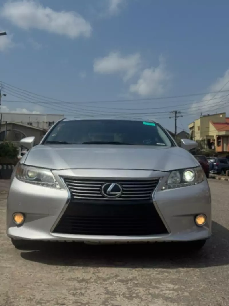 Lexus ES 350   - 2013