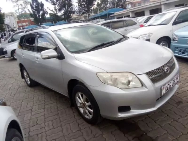 Toyota Fielder    - 2009