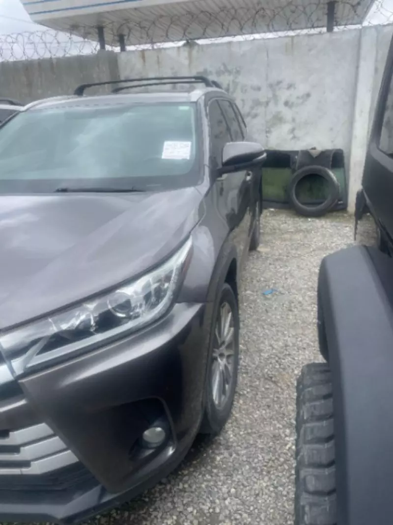 Toyota Highlander - 2015