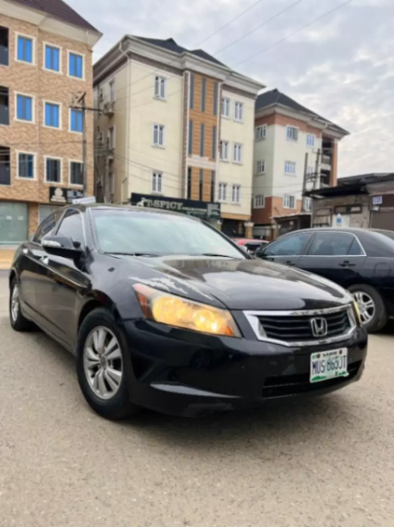 Honda Accord   - 2008