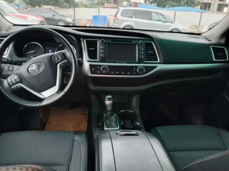 Toyota Highlander   - 2009