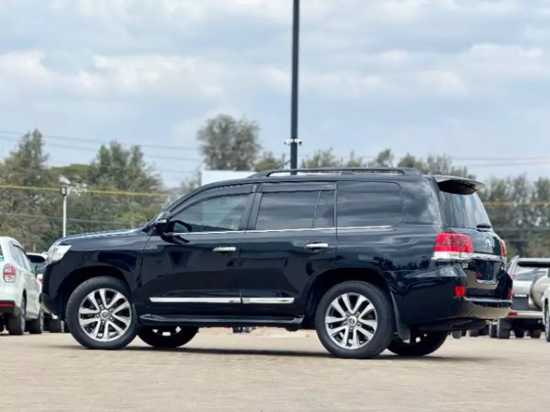 Toyota Landcruiser ZX   - 2018