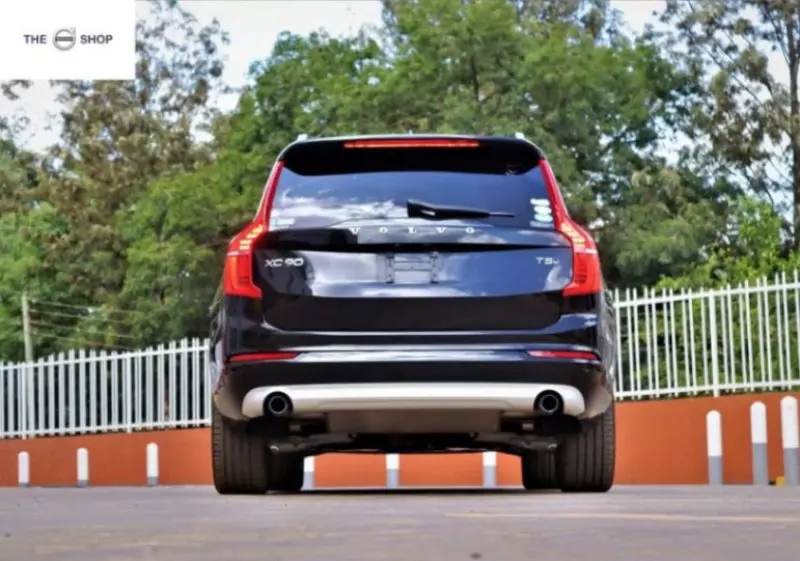 Volvo XC90   - 2018