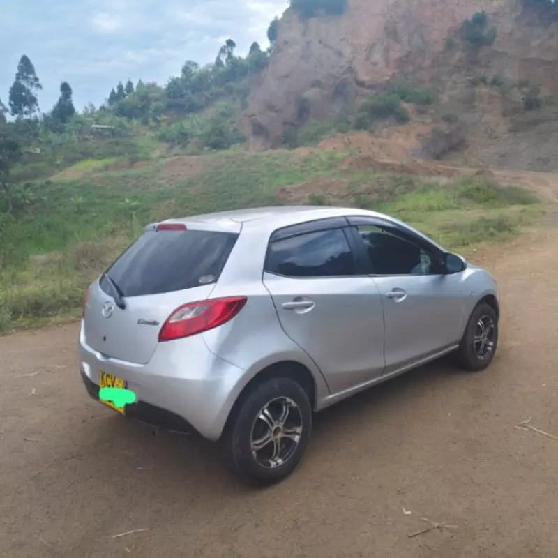 Mazda Demio   - 2012