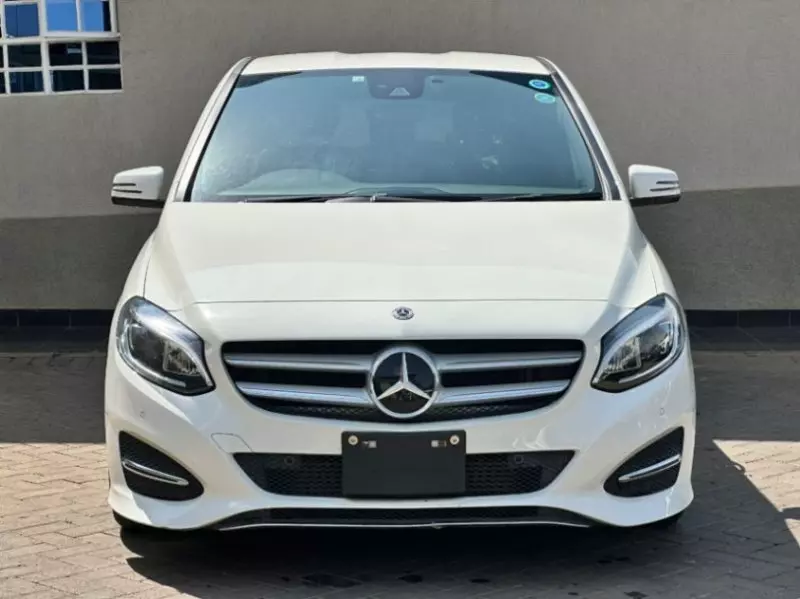 Mercedes-Benz B 180   - 2018