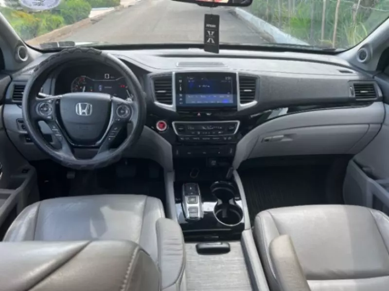 Honda Pilot   - 2016