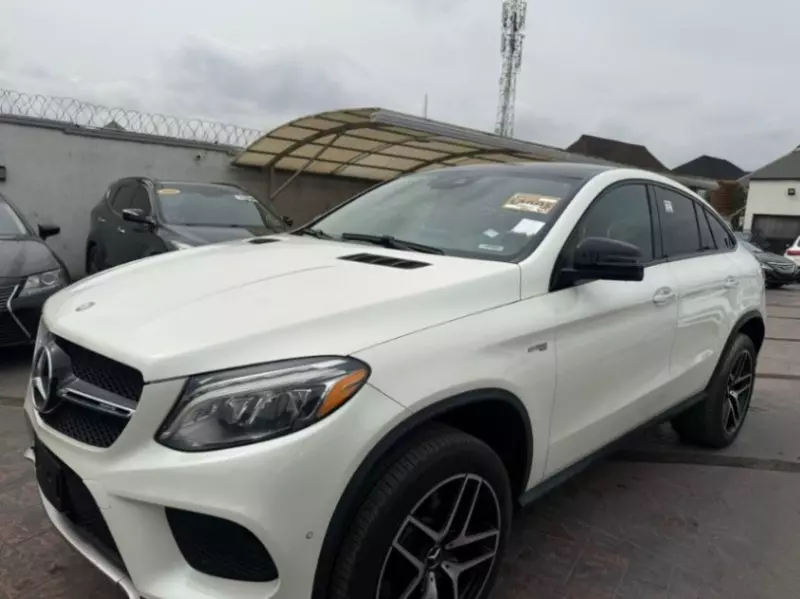 Mercedes-Benz GLE-Class   - 2017