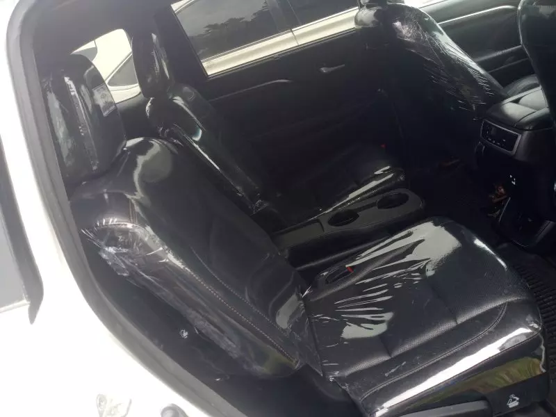 Toyota Highlander   - 2016