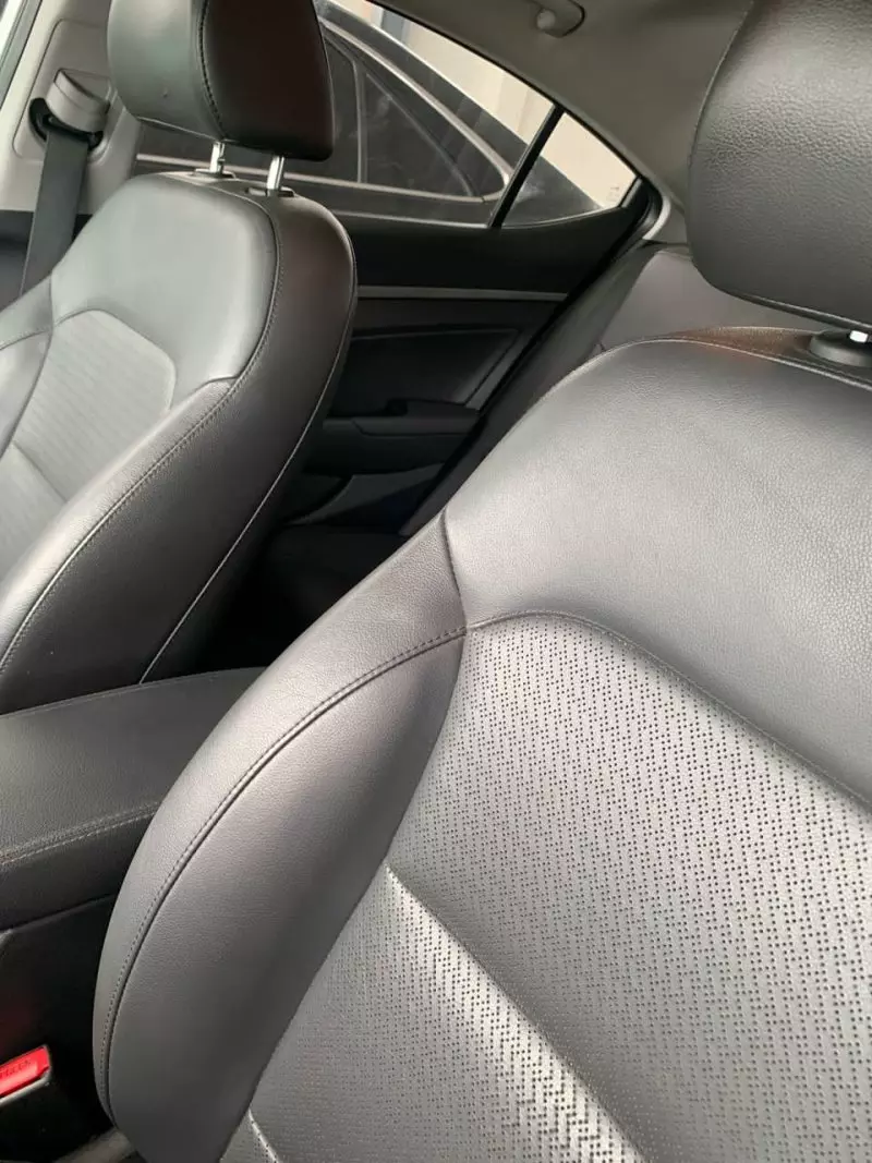 Hyundai Elantra   - 2018