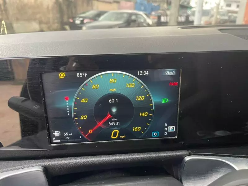 Mercedes-Benz GLB 250   - 2020