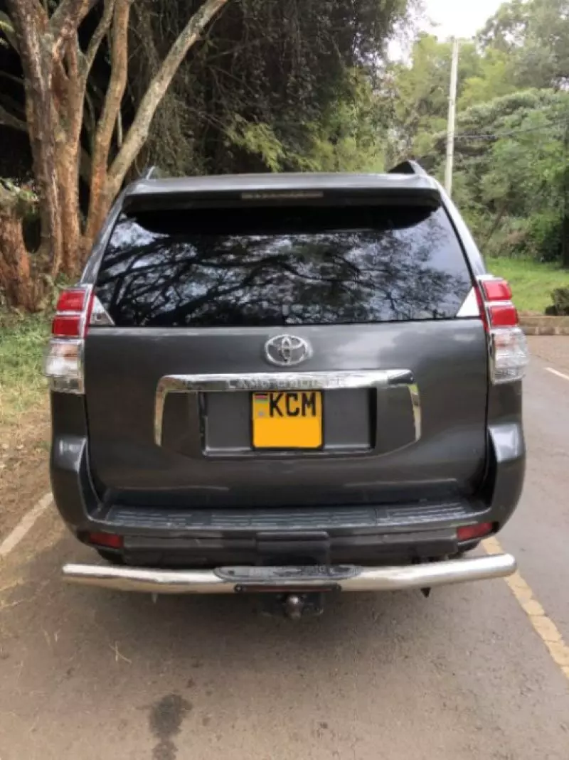 Toyota Land Cruiser Prado   - 2011