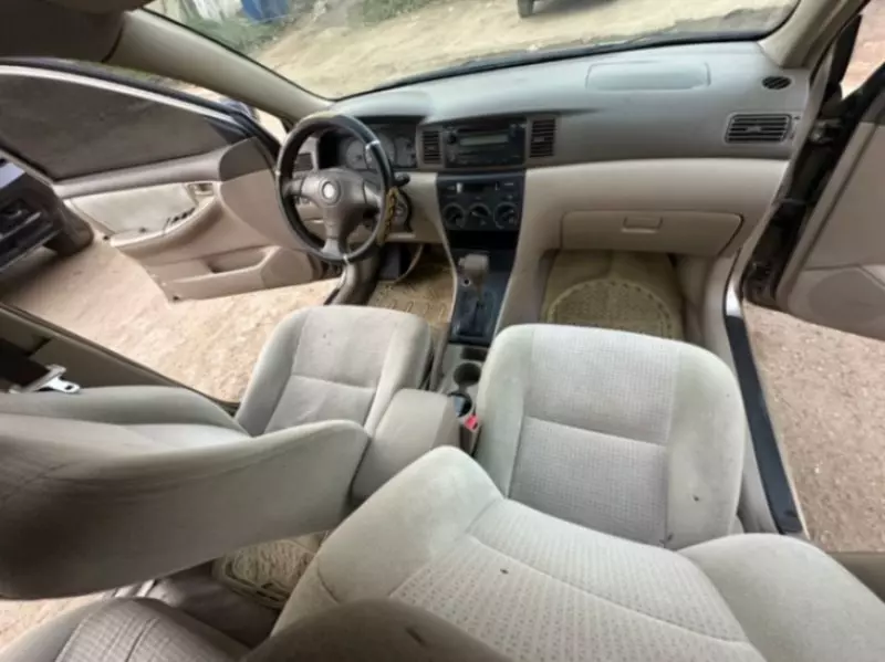 Toyota Corolla   - 2006