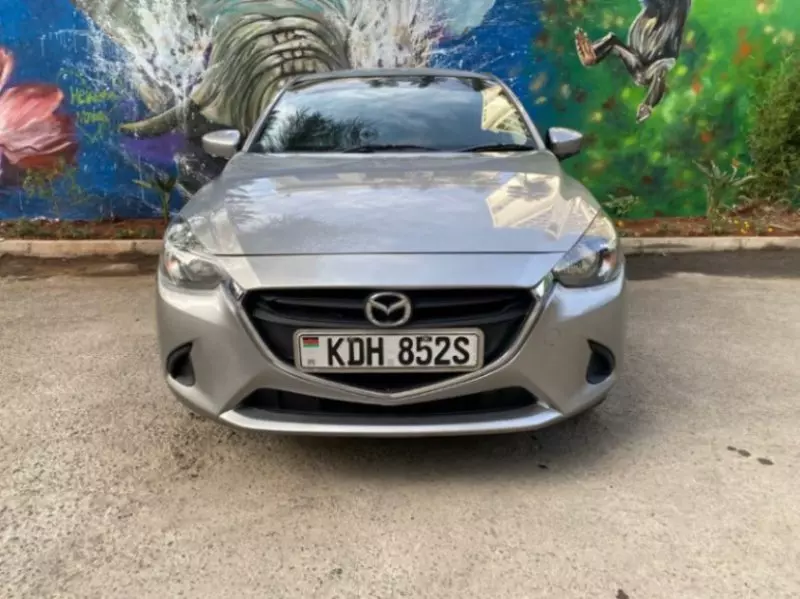 Mazda Demio    - 2015