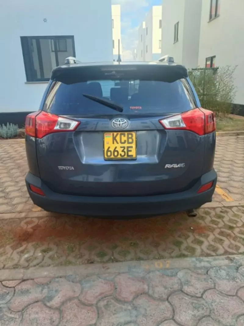 Toyota RAV 4   - 2014