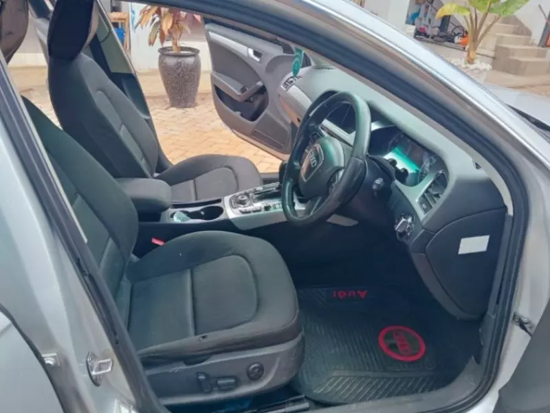 Audi A4   - 2012