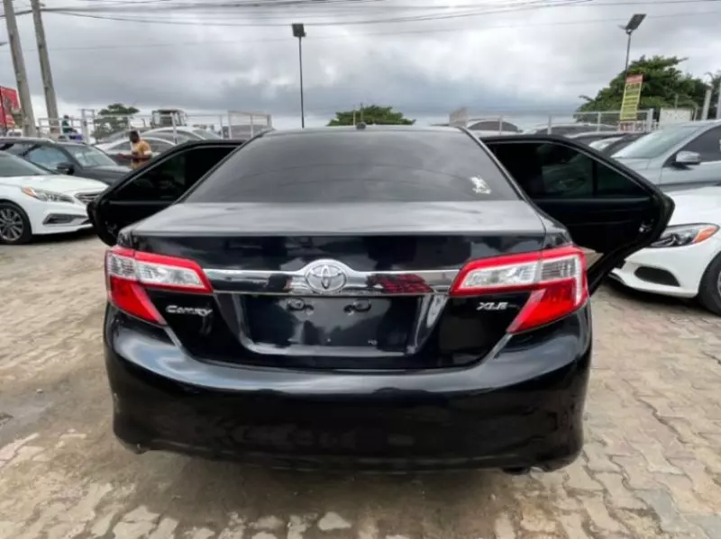 Toyota Camry   - 2007