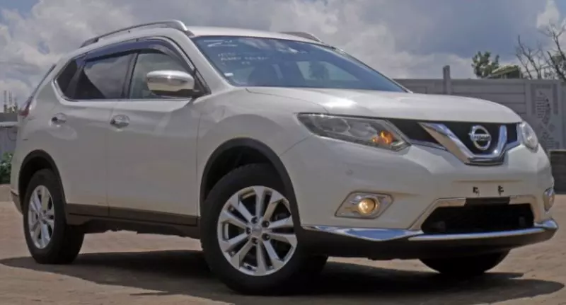 Nissan X- trail   - 2016