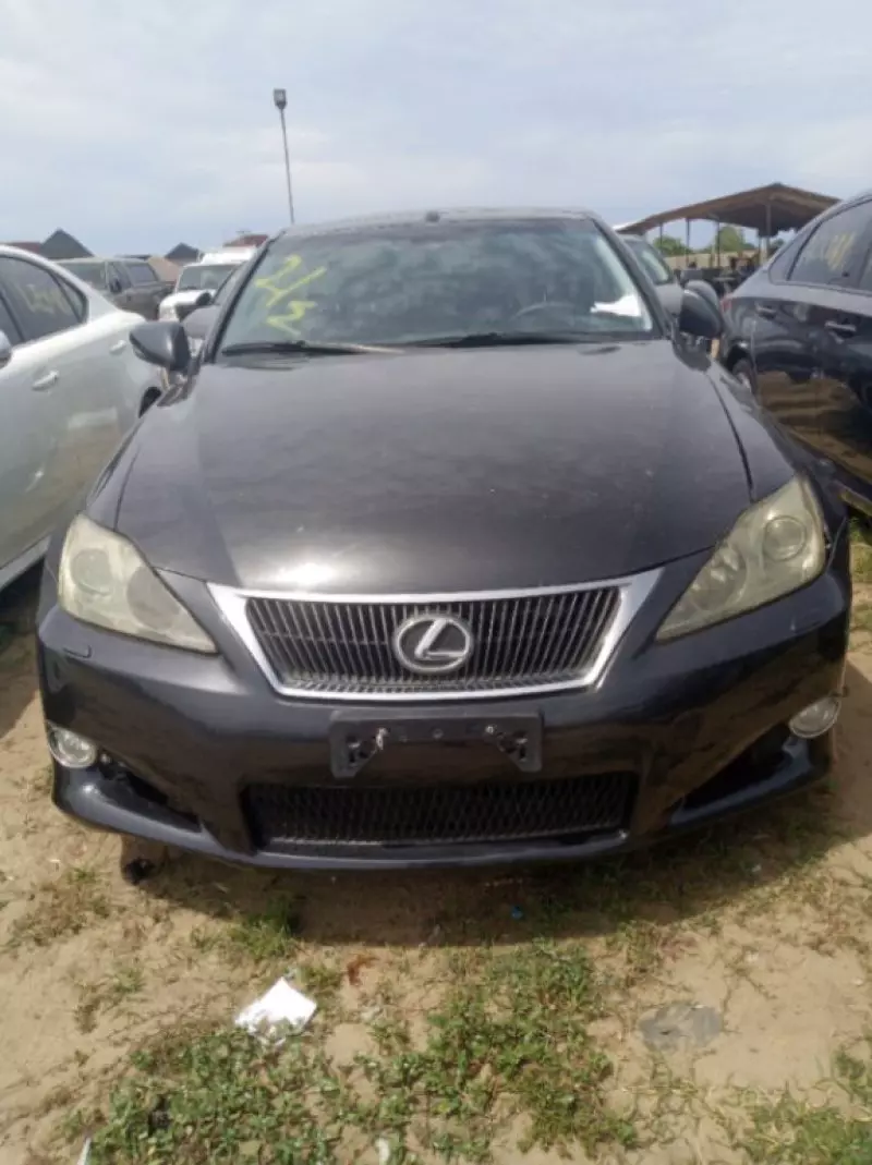 Lexus IS 350   - 2010
