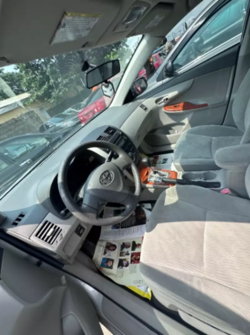 Toyota Corolla   - 2013