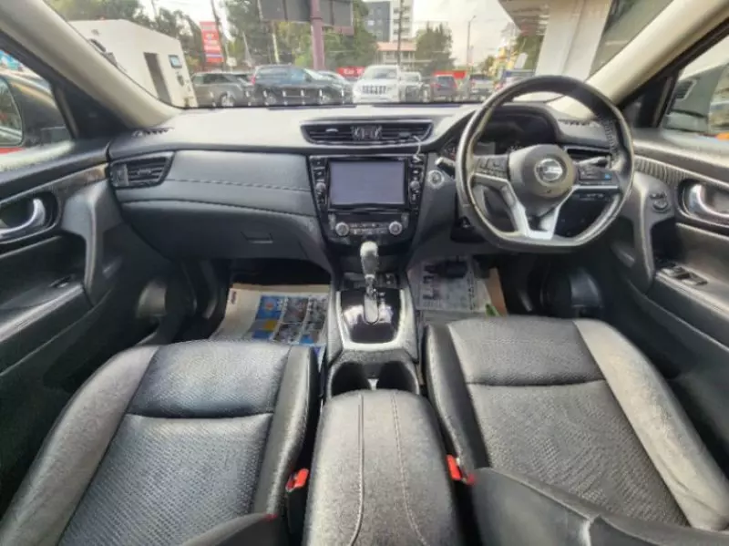 Nissan X-Trail   - 2018
