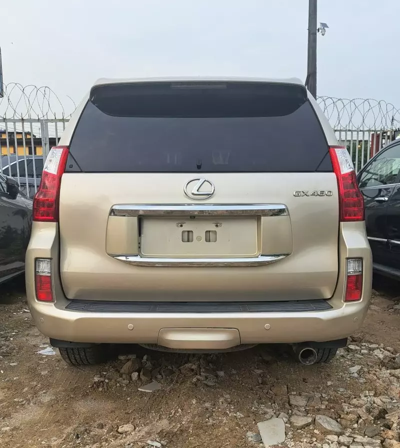 Lexus GX 460   - 2013