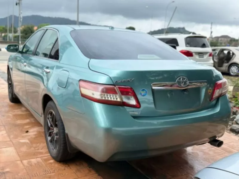 Toyota Camry   - 2007