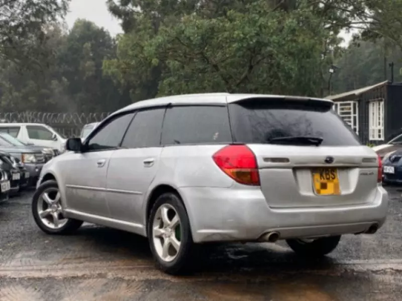 Subaru Legacy   - 2007
