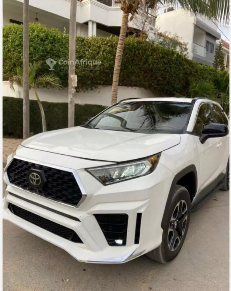 Toyota RAV 4   - 2020