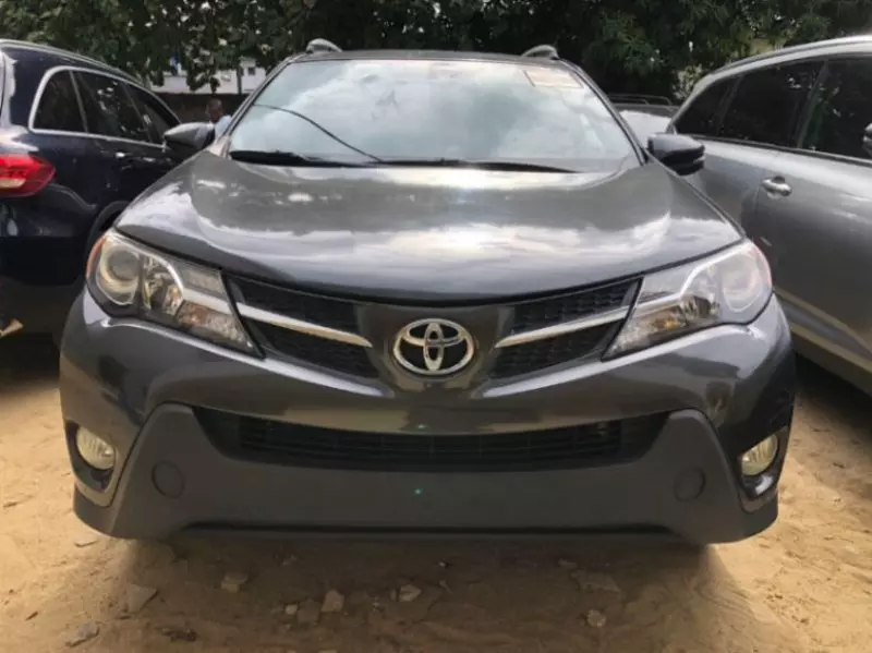 Toyota RAV4   - 2015