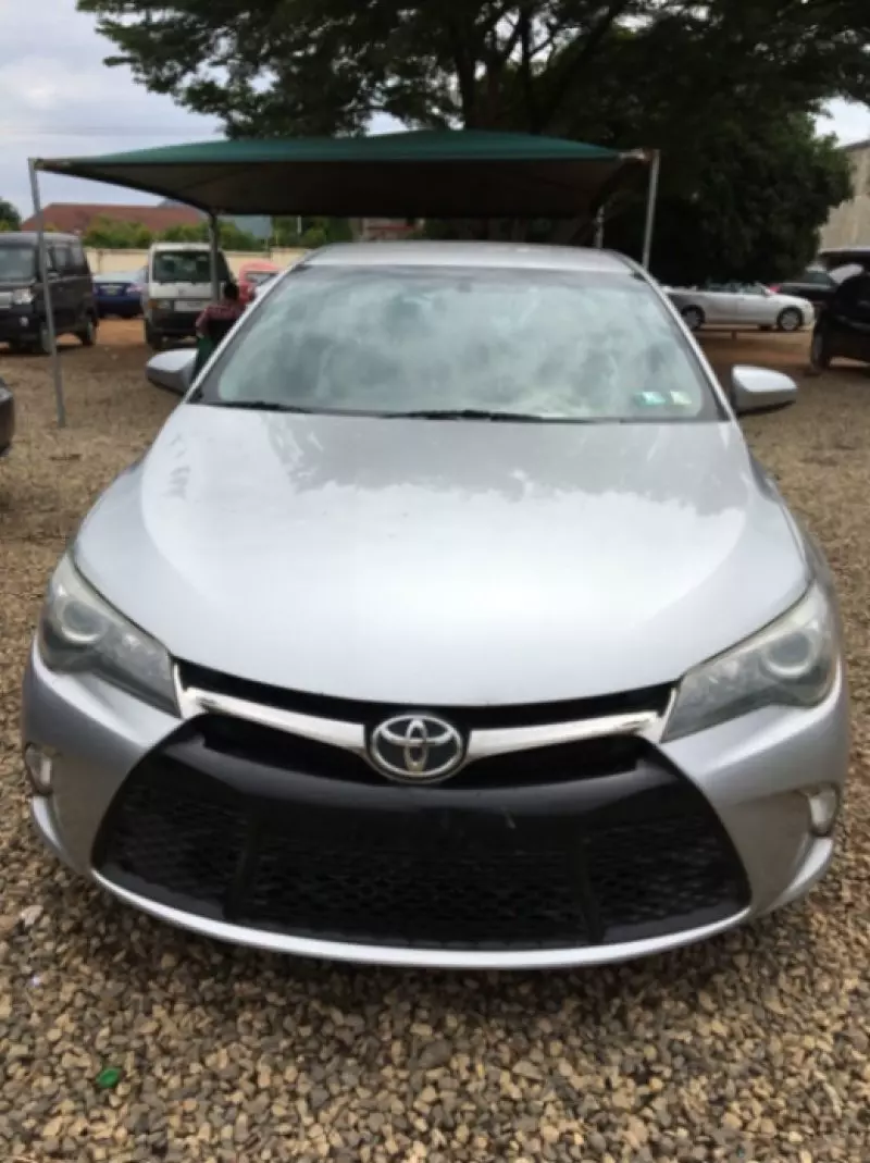 Toyota Camry   - 2015