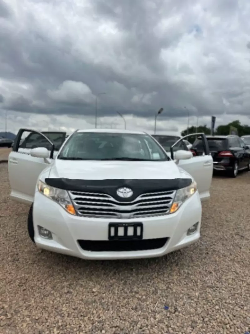 Toyota Venza   - 2013