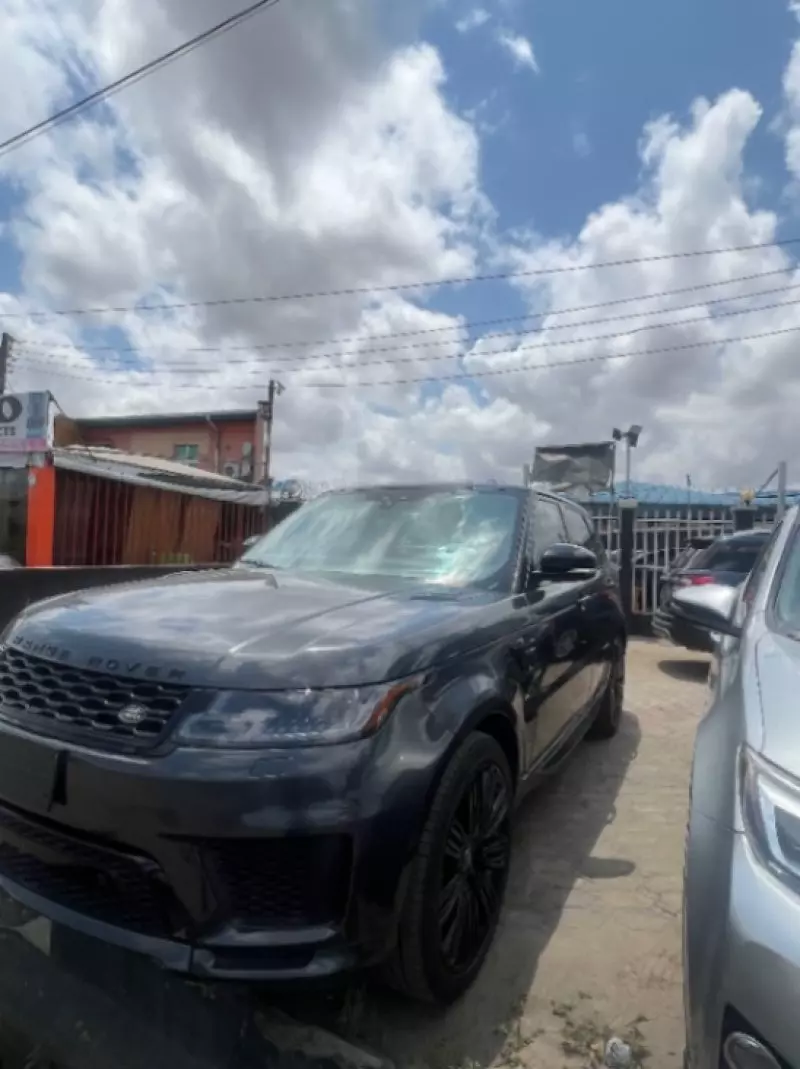Land Rover Range Rover Sport   - 2018