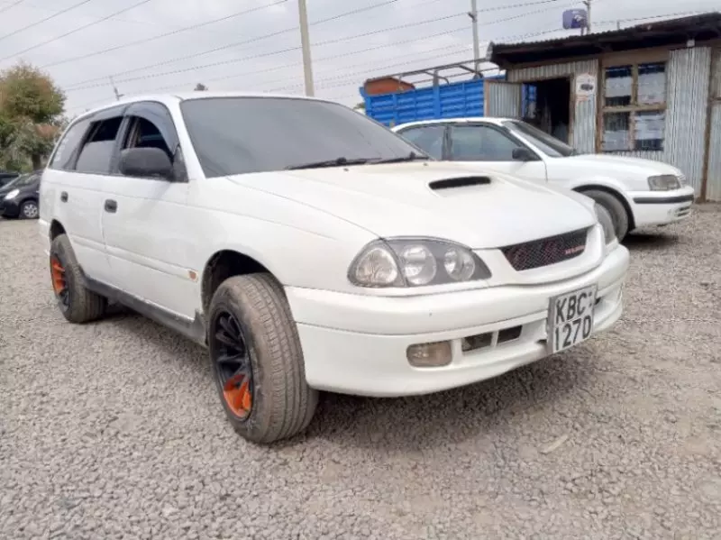 Toyota Caldina   - 2003