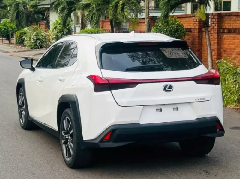 Lexus UX