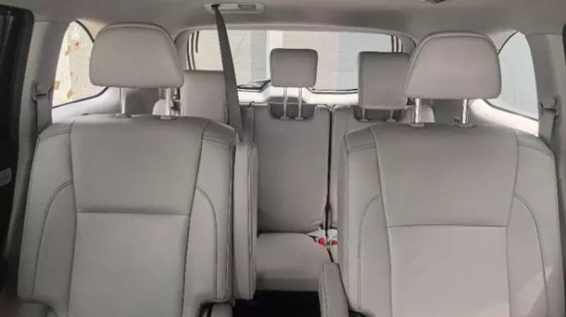 Toyota Highlander   - 2017