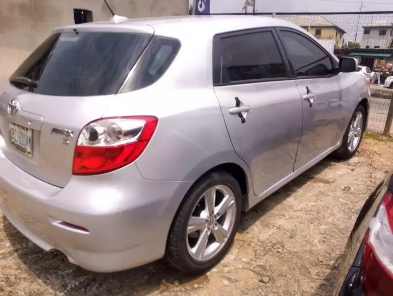 Toyota Matrix   - 2010