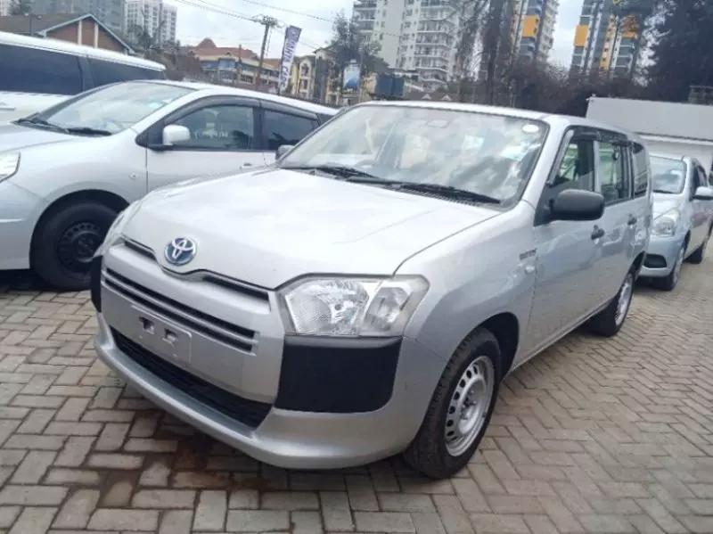 Toyota Succeed    - 2019