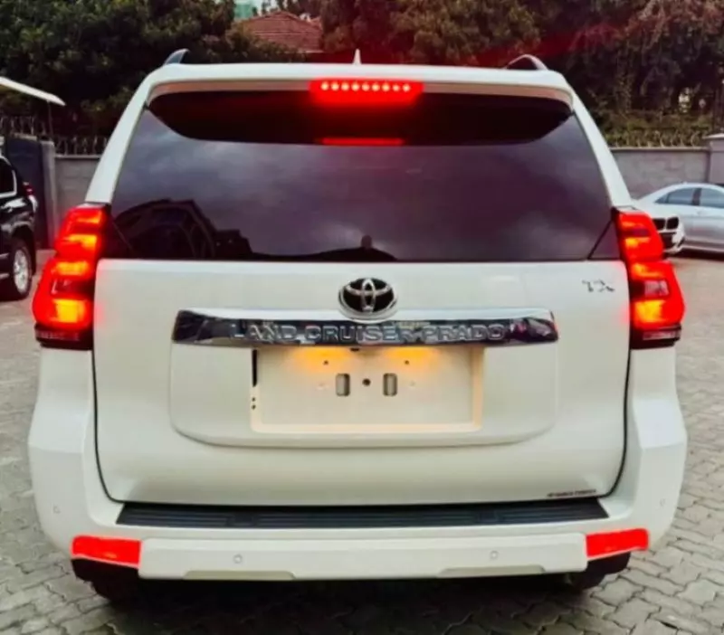 Toyota Landcruiser Prado   - 2018