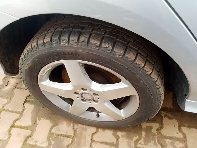 Mercedes-Benz ML 350   - 2012