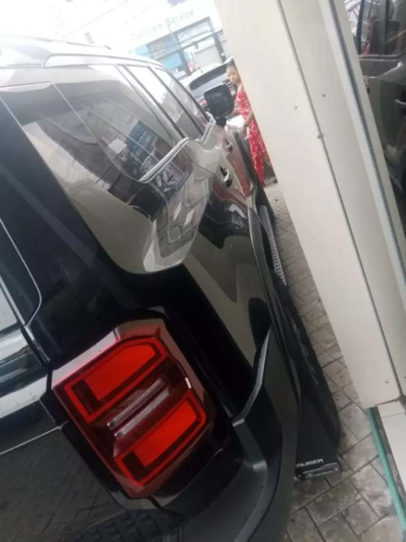 Toyota Landcruiser Prado   - 2024