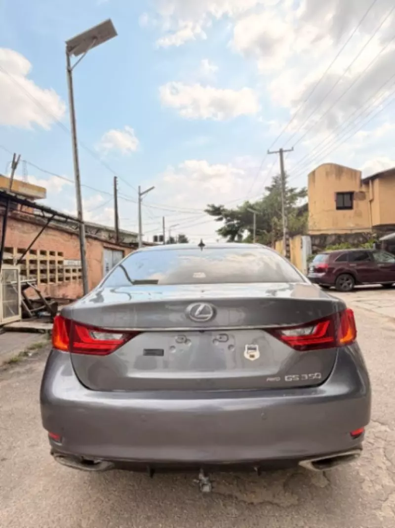 Lexus GS   - 2013