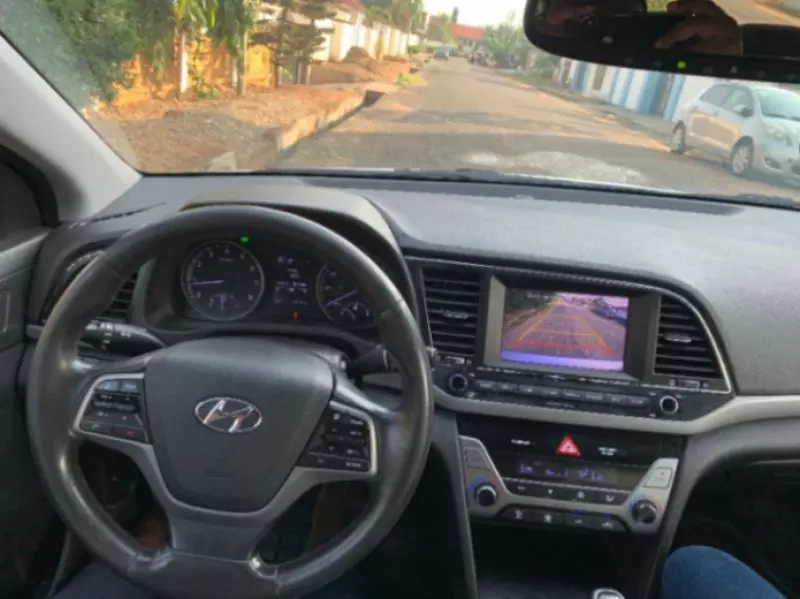 Hyundai Elantra   - 2017