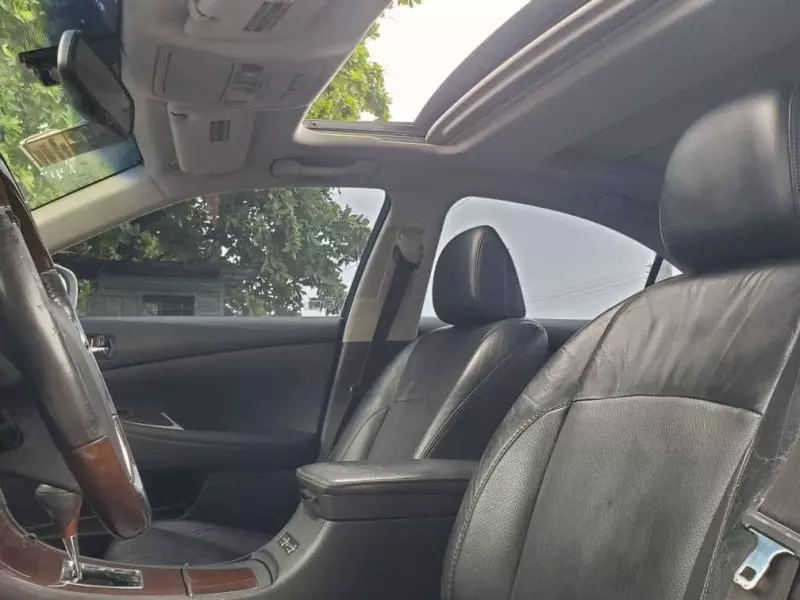 Lexus ES 350   - 2011