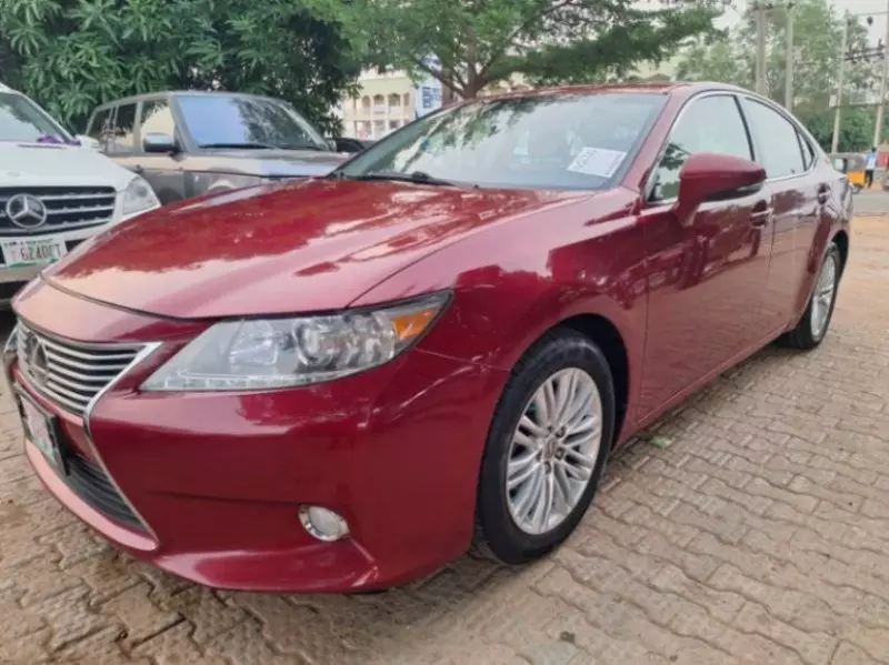 Lexus ES 350   - 2013