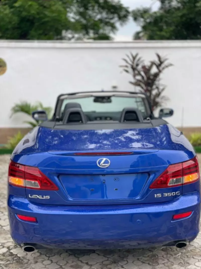 Lexus IS 350   - 2010